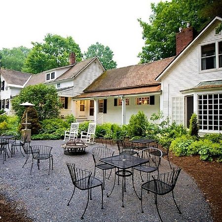 Inn At Baldwin Creek & Mary'S Restaurant Bristol エクステリア 写真