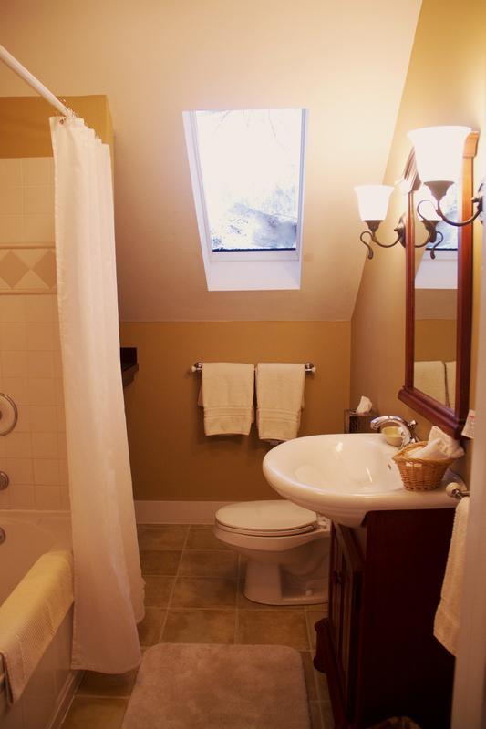 Inn At Baldwin Creek & Mary'S Restaurant Bristol 部屋 写真