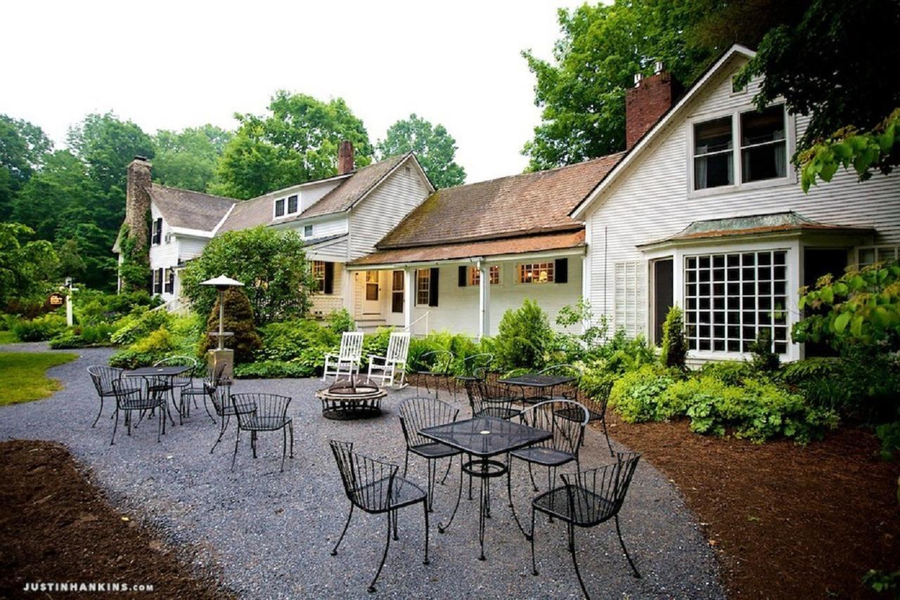 Inn At Baldwin Creek & Mary'S Restaurant Bristol エクステリア 写真